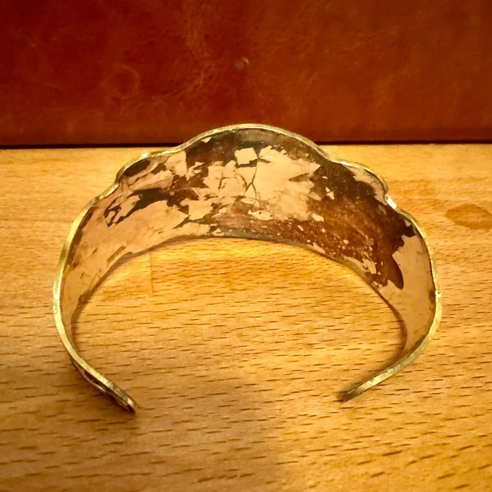 Vintage Crumrine Western Cuff Bracelet Reno NV Brass Black Enamel Engraved USA - Picture 3 of 5
